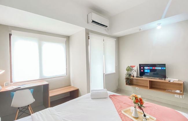 Modern Look Studio Apartment at LRT City Jatibening - Photo 3