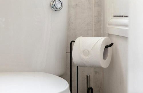 Cozy 3-Bed Retreat Near Manchester Airport Ideal for Families & Groups - Foto 37