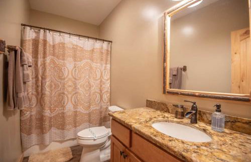 Our Place to Paws 4 Bd Lux Blue Ridge Mnt Cabin - Photo 23