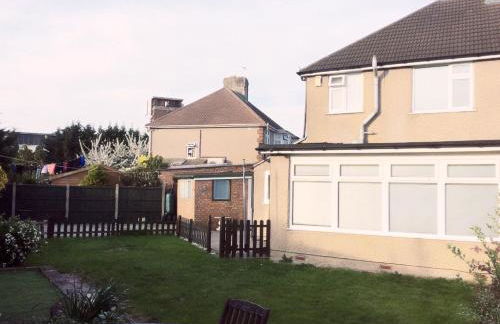 Bexleyheath Town Centre Four bedrooms, Five Beds House - Foto 26