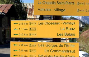 Beautiful apartment in independent chalet, facing mythical Col du Galibier - Foto 44