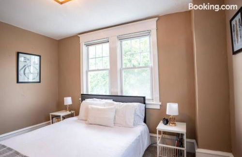 AC 6BR2BA Quiet Island House Near Casinos - Foto 51