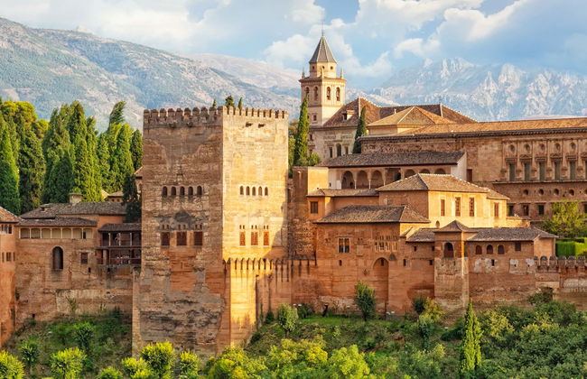 Excursión a Granada con visita a la Alhambra - Foto 1
