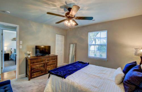 Cozy Cottage 3 beds 2 baths W outdoor grill! - Foto 13