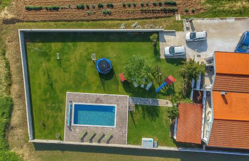 House Rose with Garden and Pool - Foto 1