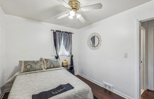 Queen G2 Mansion 3 Bedroom Home by RedAwning - Foto 40