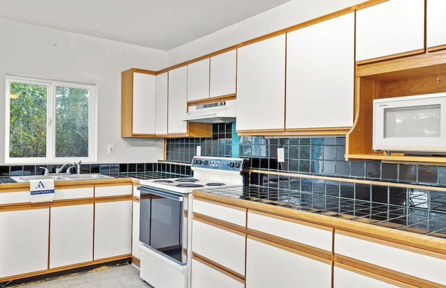 Incredible Water Views, Deck Relaxing Retreat Greenbank Getaway by Avantstay - Foto 10