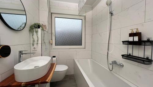 Traumhafte 3 Zimmer Ferienwohnung mit Balkon - Foto 3