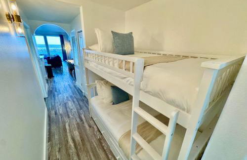 Balcony King Suite - Lake & Pool view - Foto 24