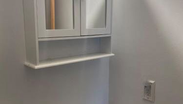 Cozy One-Bedroom Retreat in the Heart of Smithtown - Foto 5