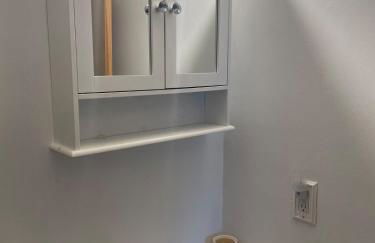 Cozy One-Bedroom Retreat in the Heart of Smithtown - Foto 5