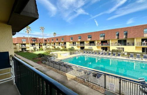 Beachfront with heated pool, 60 seconds to beach - Foto 71