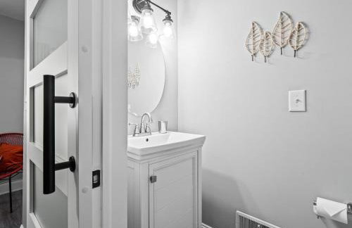 Spacious 4 Bedroom Sleeps 10 with Sauna and Hot Tub - Foto 29