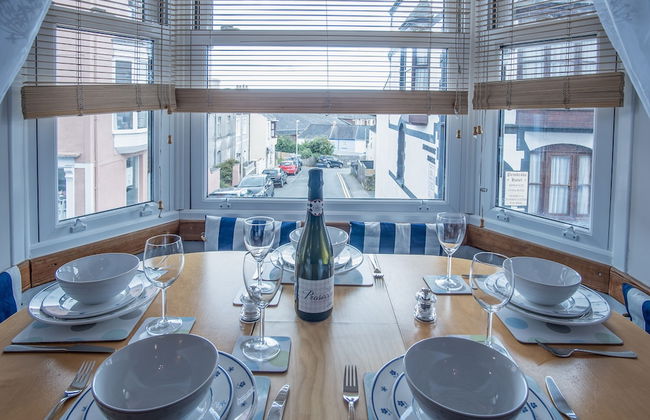 Starfish Apartment - 2 Bedroom - Tenby - Foto 1