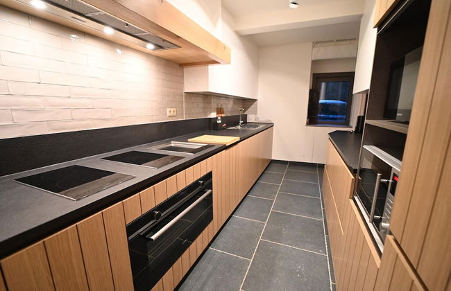 Lovely Holiday Home in Marche-en-Famenne with Hot Tub - Photo 11