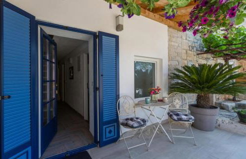 Beautiful Home In Putini With Kitchen - Photo 15