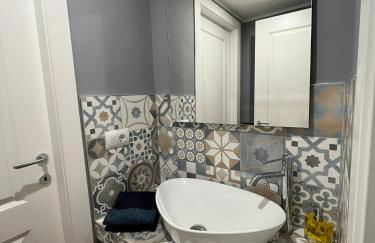 The Small White House In Milan - Foto 62