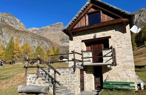 Casa Cantone Devero-baita storica con balcone e giardino, posizione comoda e soleggiata- spazio biciclette - Foto 3