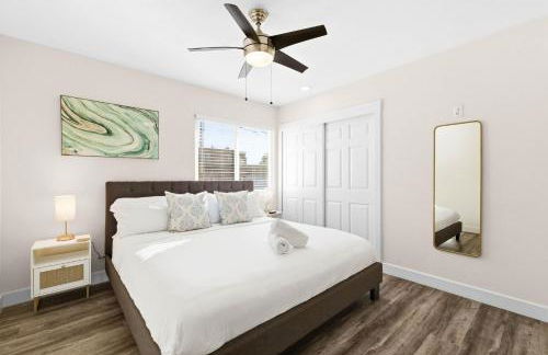 Dog Friendly Home Near the Beach with Grill, Fire Pit, Enclosed Backyard - Foto 68