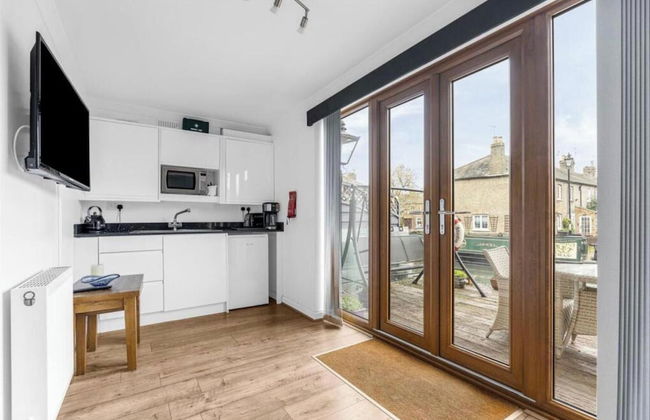 Hertford - Sleeps 2 - 92 Walking Score - Garden - Foto 1