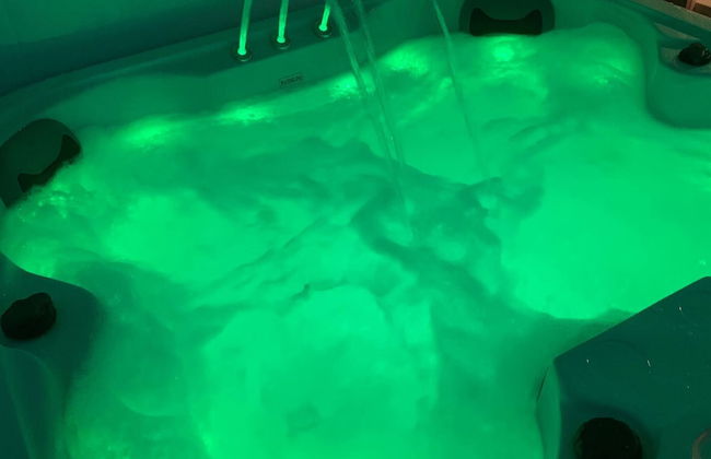 Perfect Couple Retreat To Unwind&relax With Hottub - Foto 17