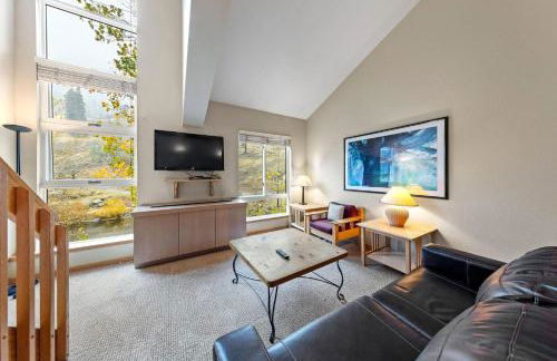 Palisades Tahoe Lodge Rentals Studio Loft #349 - Foto 6