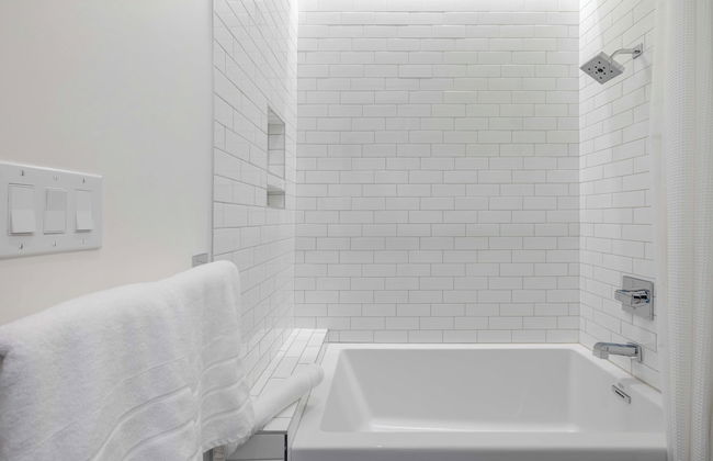 121 Hotel by AvantStay – Modern Comfort in Nashville's West End - Foto 23