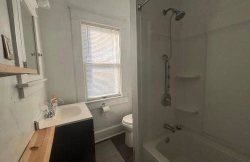 3BR suite w/ office close ISU - Foto 24