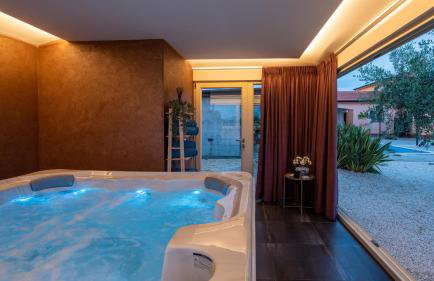 Beautiful Villa Sveta Anna with jacuzzi in Tinjan - Foto 3