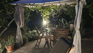 Apartments Irena - Foto 2, Garden, sunbed