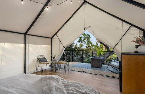 Treehouse Glamping at Pecan Haven W Hot Tub - Foto 20