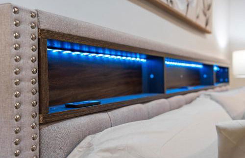 Entire Private Home with 4 Bedrooms 2 Bathrooms, Pool, View, 4 Parking, King Bed, Big Yard, Available Now - Foto 68