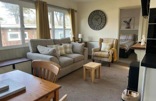 Woodlands Hare Chalet, Bideford Bay Holiday Park - Foto 3