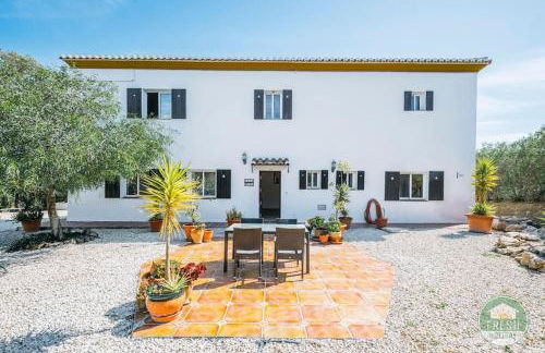 Casa Wood - family holiday villa with pool - Photo 17