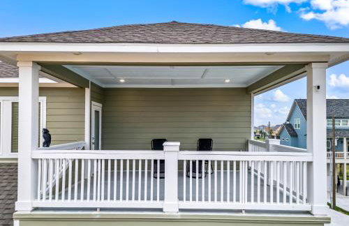 Relax And Sea NEW Luxury Canal-View Escape Gated Community Firepit and Decks - Foto 62