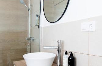 Villa Los Flamencos by Veaco- Beachfront & pool - Photo 25