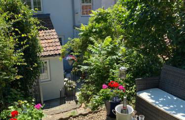 Aurora Tor - Photo 3