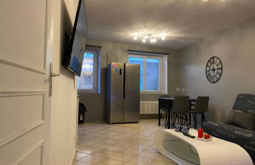 Maison proche Lyon Centrale du Bugey - Foto 5