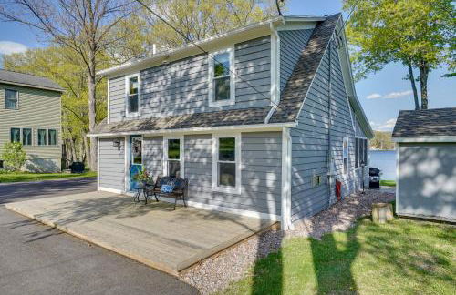 half Mi to Song Mtn Resort! All-Season Basecamp - Photo 38