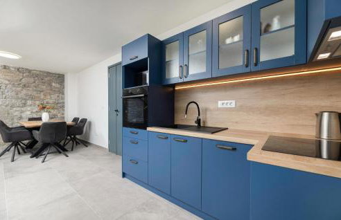 Awesome Home In Lakmartin - Photo 12