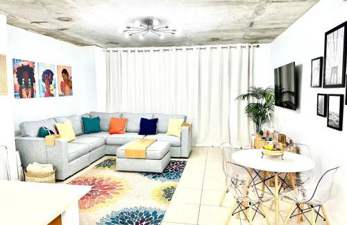 Beautiful 1BD 1BTH at Midblock FREE PARKING - Foto 16