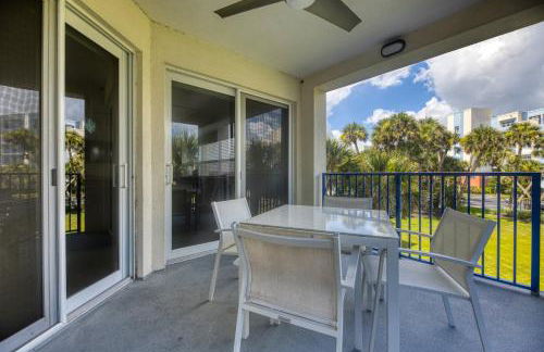 Ocean View Next to Pool and Amenities Corner Unit 3 Balconies OW20-201 - Foto 14