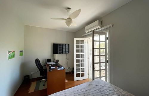 Casa Espaçosa e Tranquila - Granja Viana - Foto 11