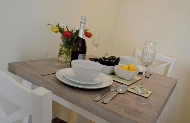 Seaview 1 Bed Apartment Sleeps 4 - Balcony - Tv - Foto 12