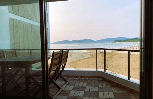 Apartamento Playa Calzoa - Foto 6