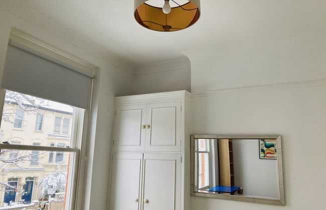 Impeccable 1-bed Apartment in London - Foto 11