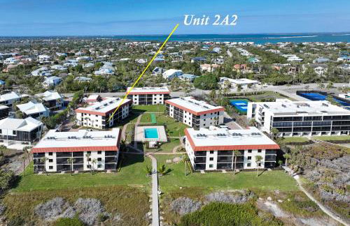 Tranquil 2nd floor beachfront condo on Sanibel Island 2A2 - Foto 53