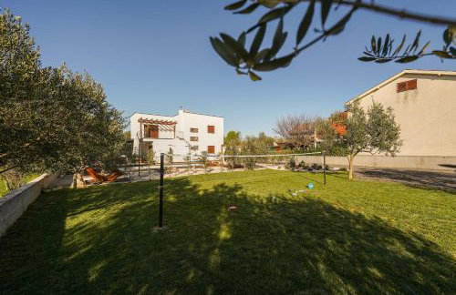 Villa Suncica with Heated Pool, Jacuzzi and Bikes near Zadar - Foto 41