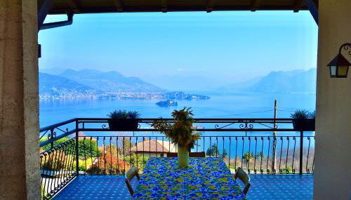 Il lago e la collina - Foto 1