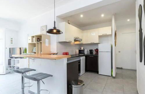 Beautiful & spacious 2 bed Apt near Nice Center - Photo 5